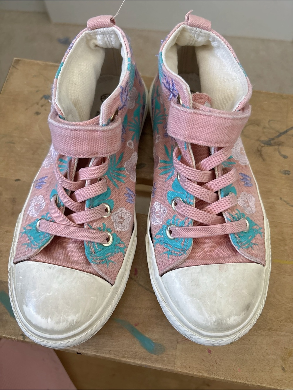 Kids Pink Floral High-Top Sneakers Girls Embroidered Canvas Sneakers Kids Sz 1
